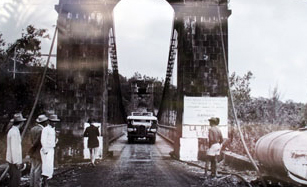 Ancienne photo pont rivière de l'est